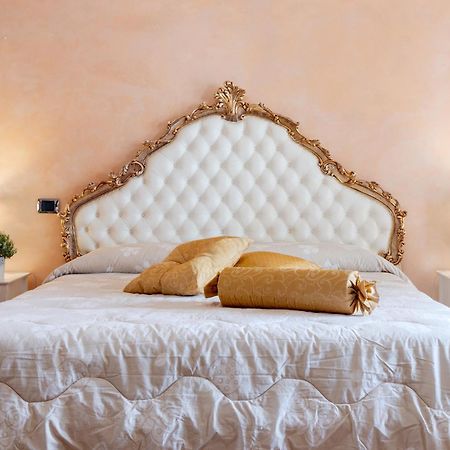 Апартаменты La Casa Di Tonina Куарту-Сант'Элена Экстерьер фото