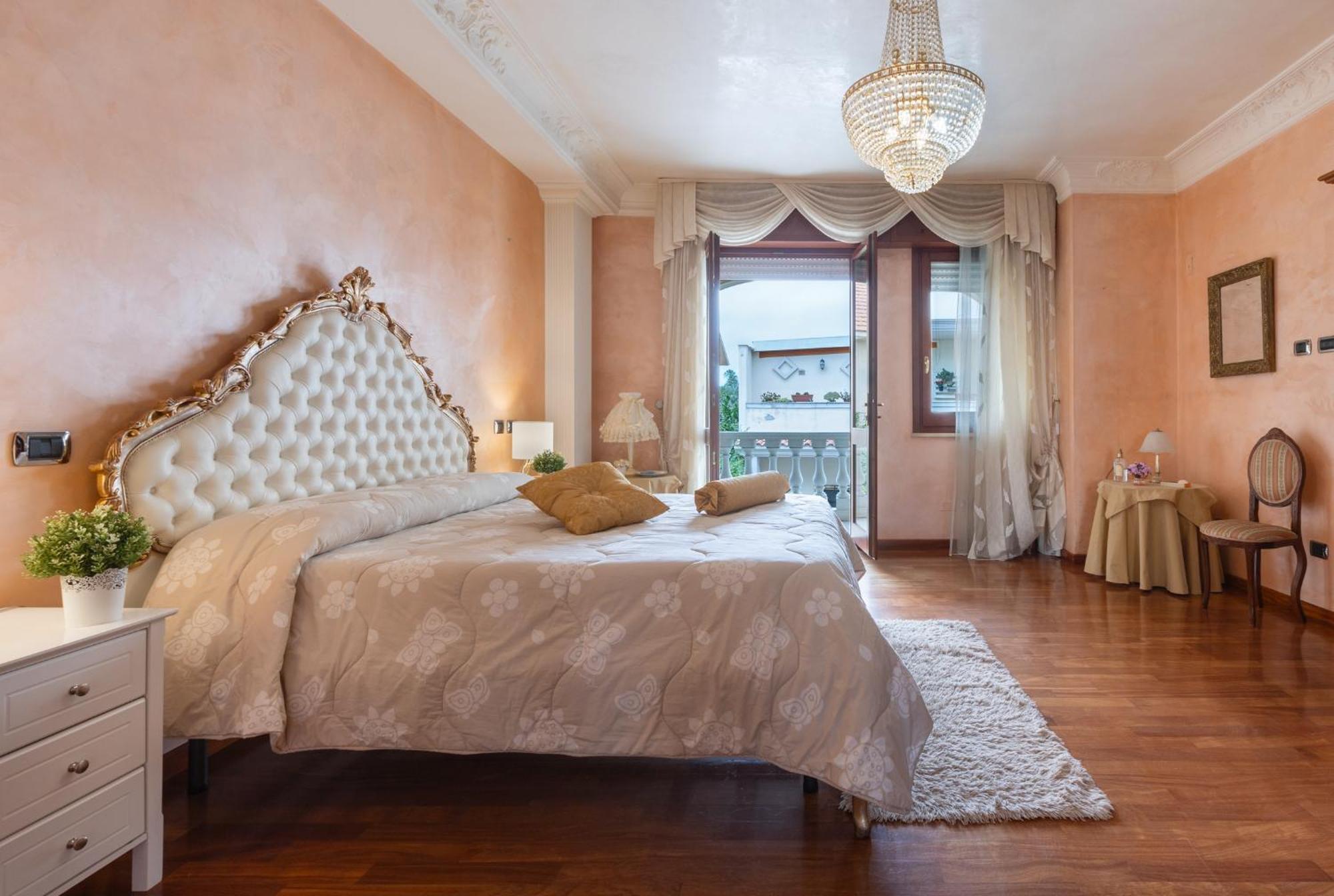 Апартаменты La Casa Di Tonina Куарту-Сант'Элена Экстерьер фото